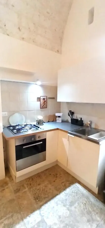 Spaziosa Casa Antica Bari Apartment