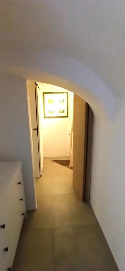 Apartment Spaziosa Casa Antica Bari
